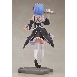 rezero-starting-life-in-another-world-17-scale-prepainted-figure-510365-4